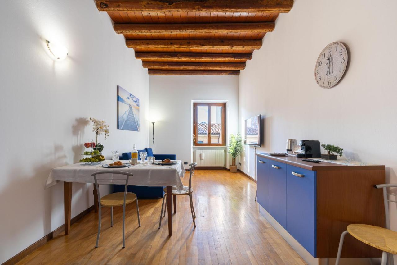 Residenza Al Corso Apartment Verona Luaran gambar