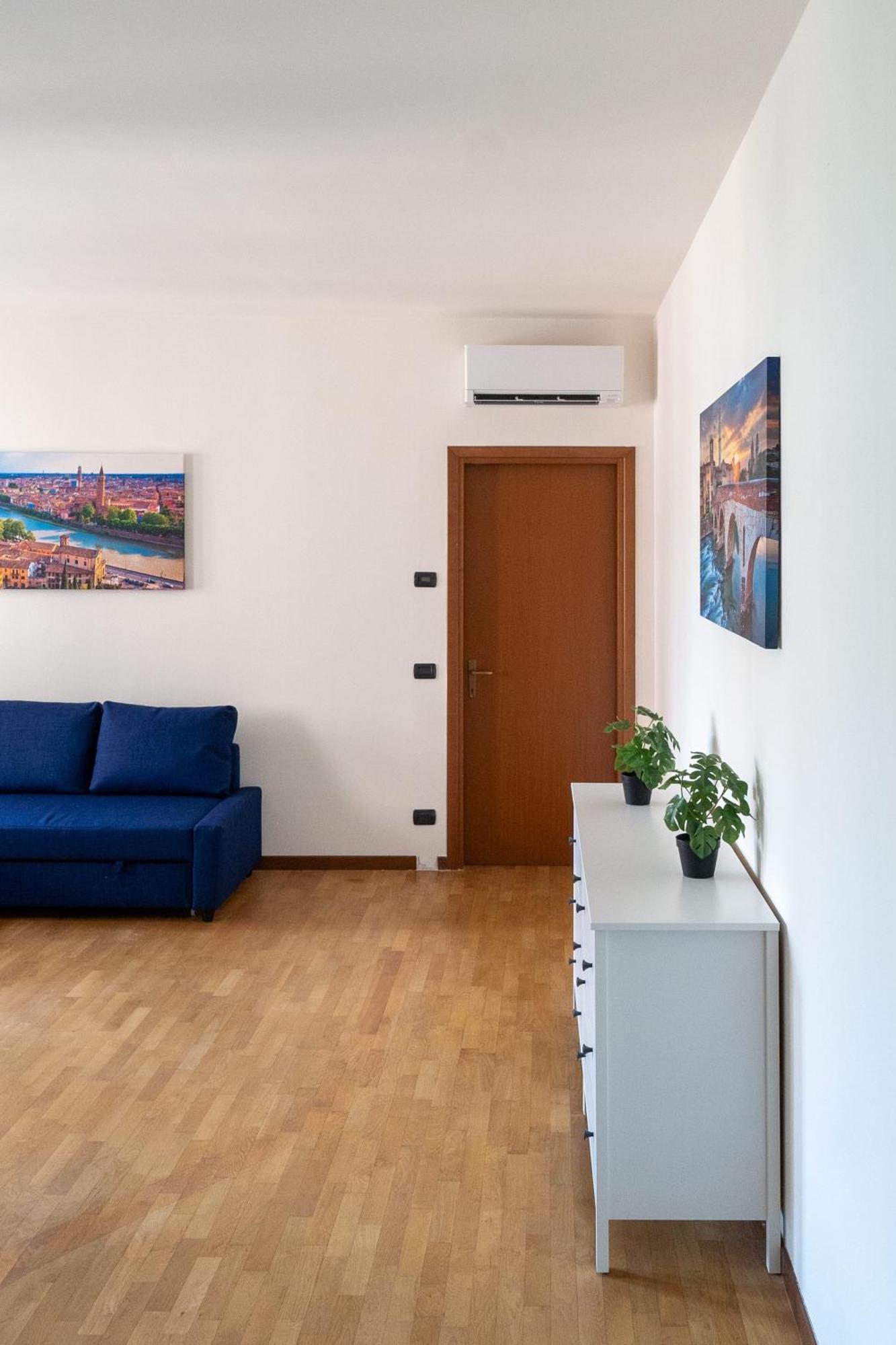 Residenza Al Corso Apartment Verona Luaran gambar